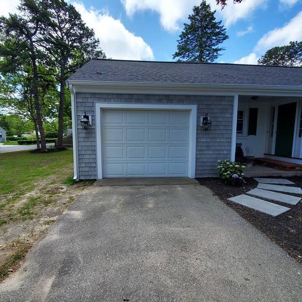 Yarmouth, MA 02664,168 Capt Nickerson Road