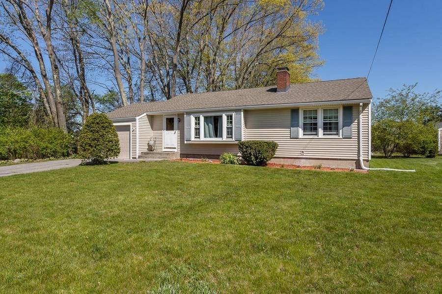 286 Shrewsbury St, Holden, MA 01520