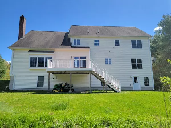North Smithfield, RI 02896,90 Pomona