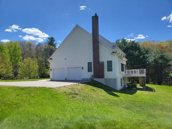 North Smithfield, RI 02896,90 Pomona