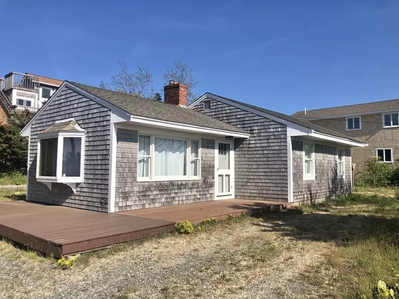 121 Bay Rd, Eastham, MA 02642