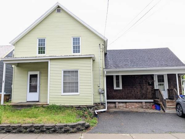 7 Eddy St, Orange, MA 01364