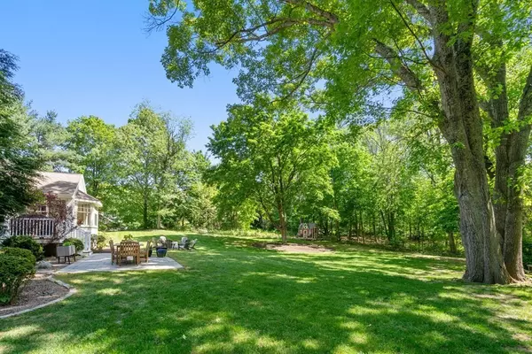 Sherborn, MA 01770,5 Deerfield Road