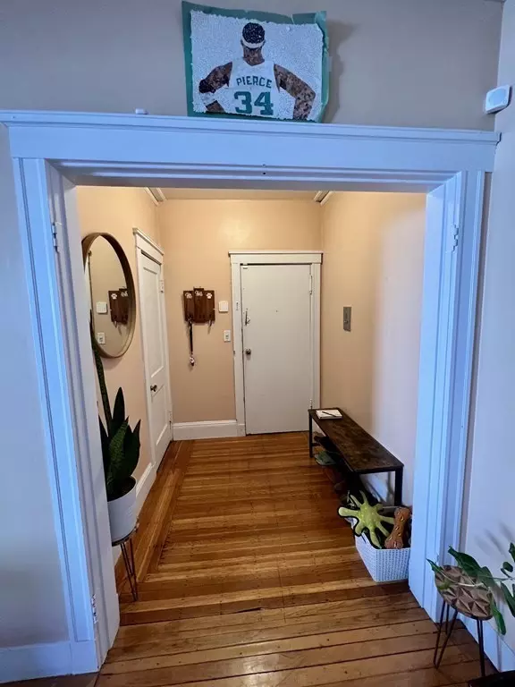 Boston, MA 02135,108 Washington Street #9