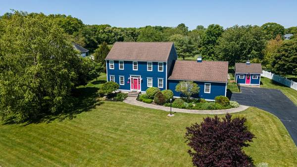 43 Meadowbrook Lane,  Westport,  MA 02790