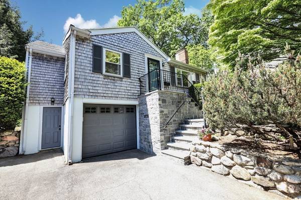 15 Norman St, Milton, MA 02186