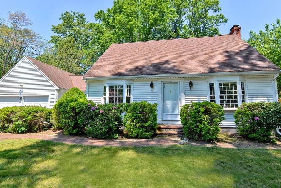 103 Stagecoach Rd, Holliston, MA 01746