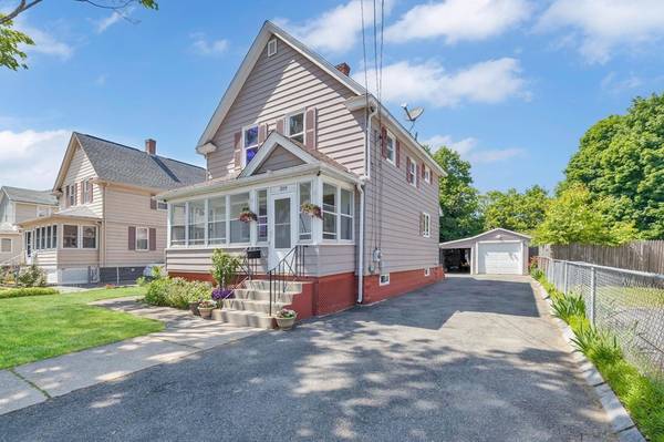 319 Winsor St, Ludlow, MA 01056