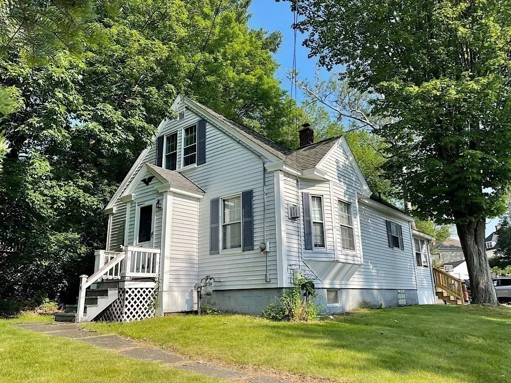 North Andover, MA 01845,96 2nd St