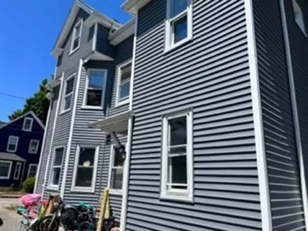 Attleboro, MA 02703,6-8 Foster St