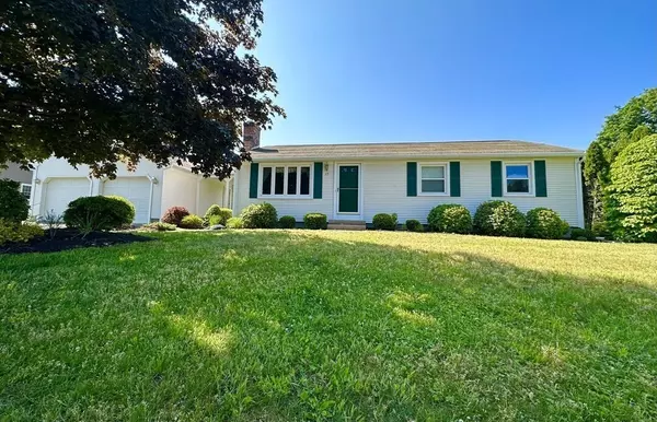 17 Butterwood Road, Agawam, MA 01001