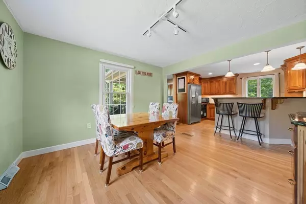 Abington, MA 02351,131 Russell Ln