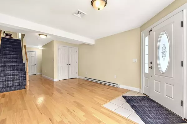 Uxbridge, MA 01569,62 Carrington Ln #62