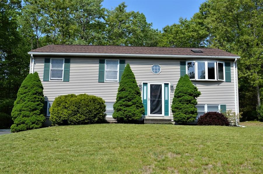 29 Intervale Rd, Dudley, MA 01571