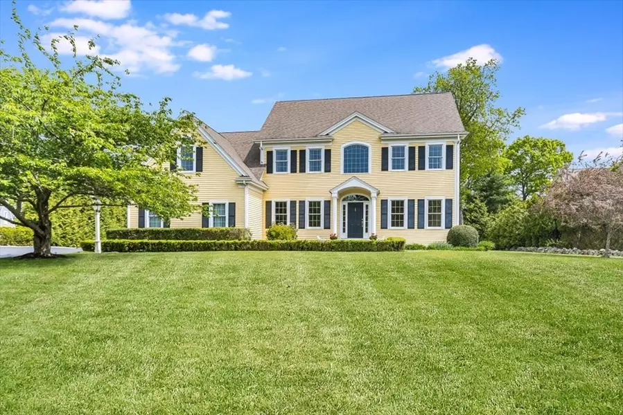 20 Sanctuary Pond Rd, Cohasset, MA 02025