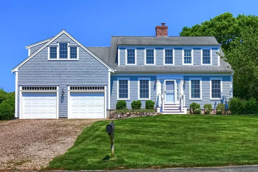 14 Pheasant Cove Cir, Yarmouth, MA 02675