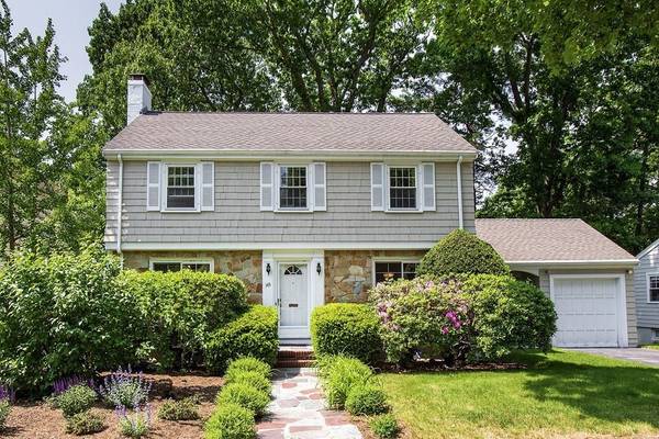 145 Bellingham Rd, Brookline, MA 02467