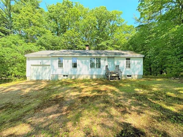 380 Cutler Rd, Barre, MA 01005