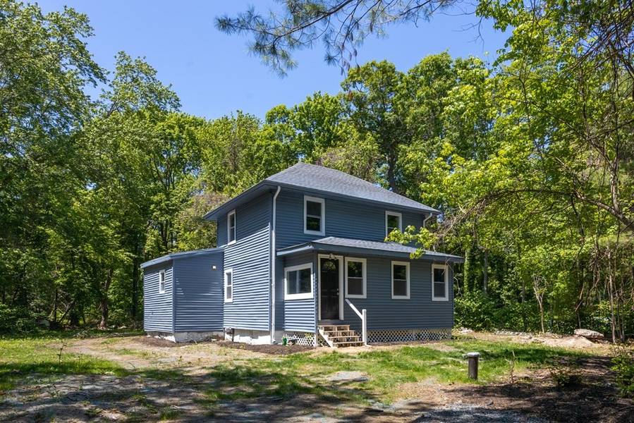 328 Anawan, Rehoboth, MA 02769