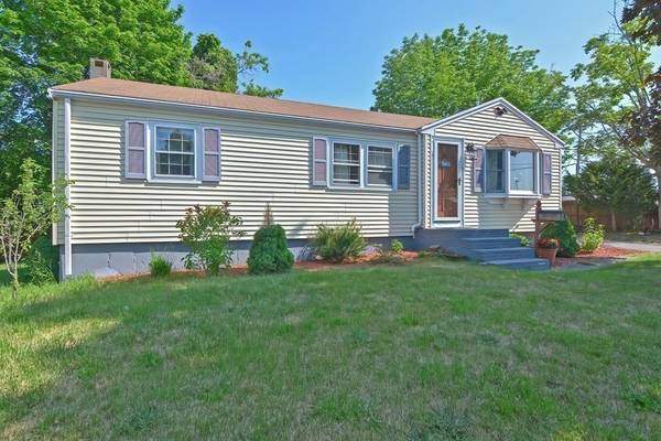 3 Scannell Rd, Randolph, MA 02368