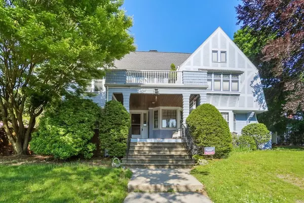 257 Fort Pleasant Ave, Springfield, MA 01108
