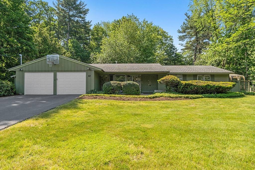10 Bonanza Rd, Chelmsford, MA 01824