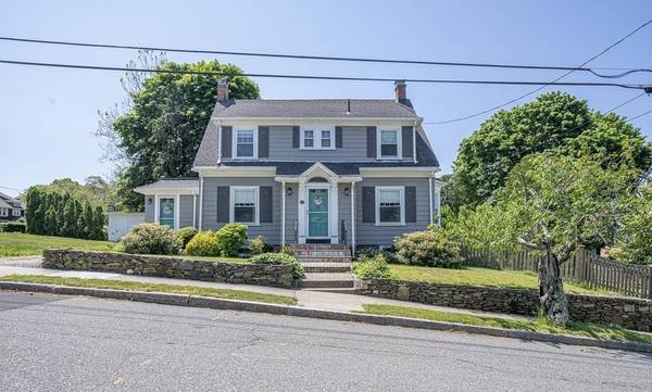 159 Montgomery St, Fall River, MA 02720