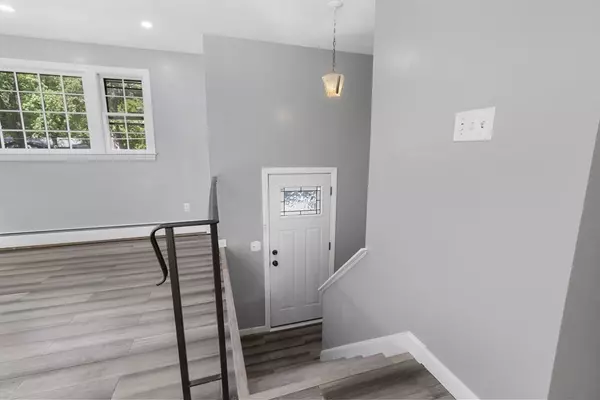 Raynham, MA 02767,49 Elizabeth Dr