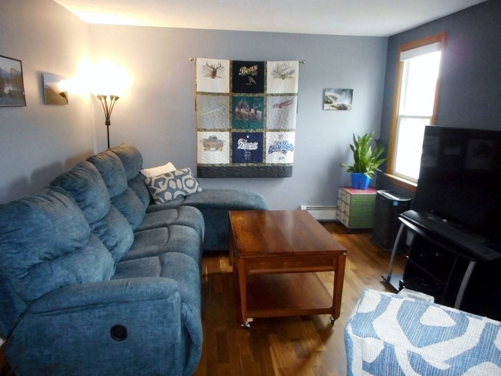 Billerica, MA 01821,2 Poe Rd