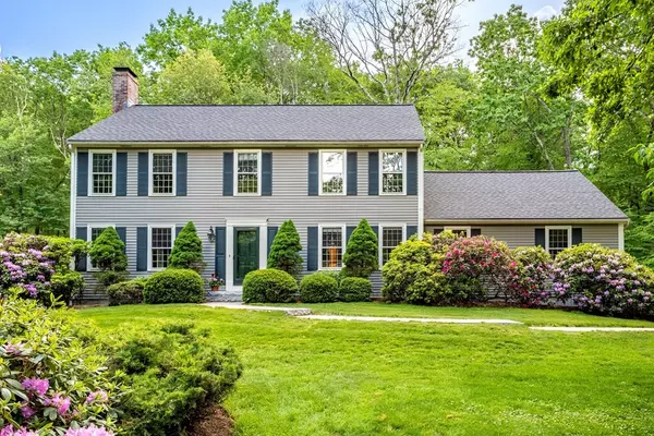 20 Indian Pipe Lane, Concord, MA 01742