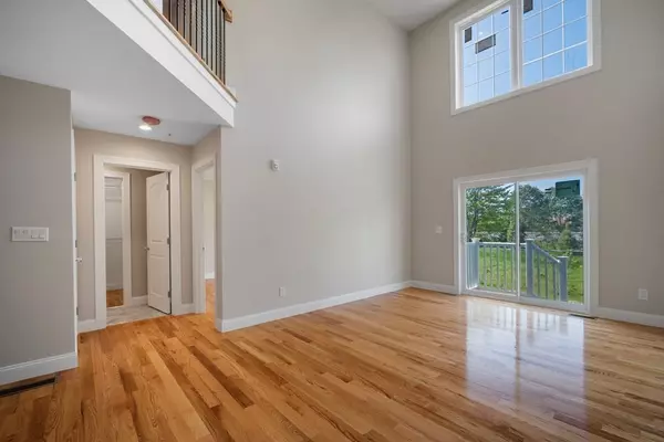 Agawam, MA 01001,2 Sabrina Way #B