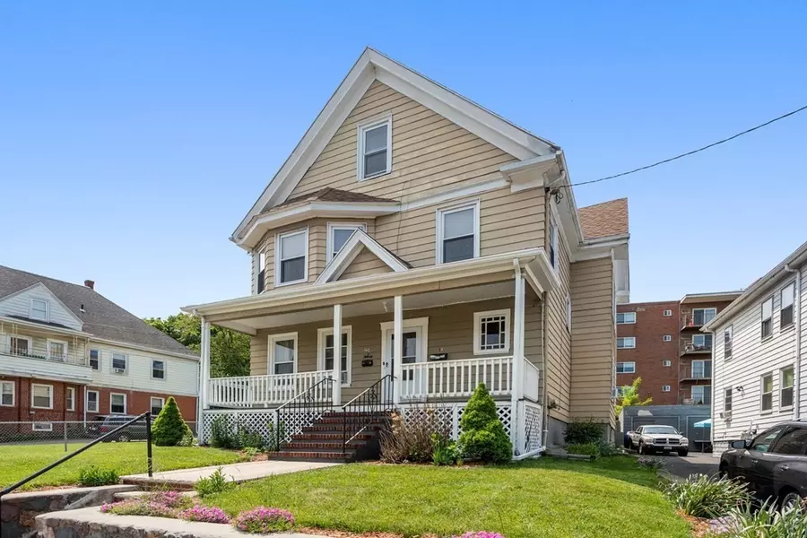 90 Garfield Ave, Chelsea, MA 02150