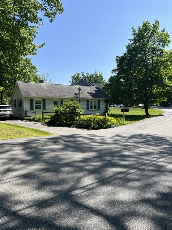 48 Fisher Rd, Holden, MA 01520