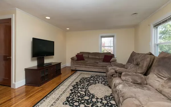 Hamilton, MA 01982,28 Norman Road