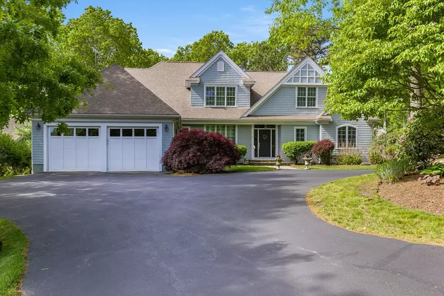 27 Chipping Hill, Plymouth, MA 02360