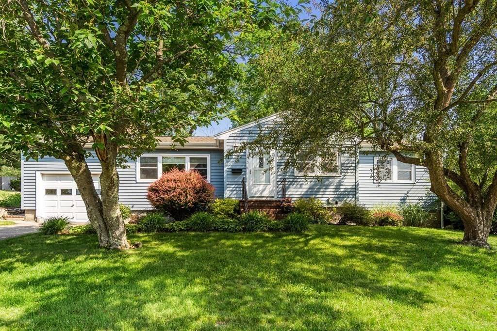 3 Alpine Rd, Norwood, MA 02062