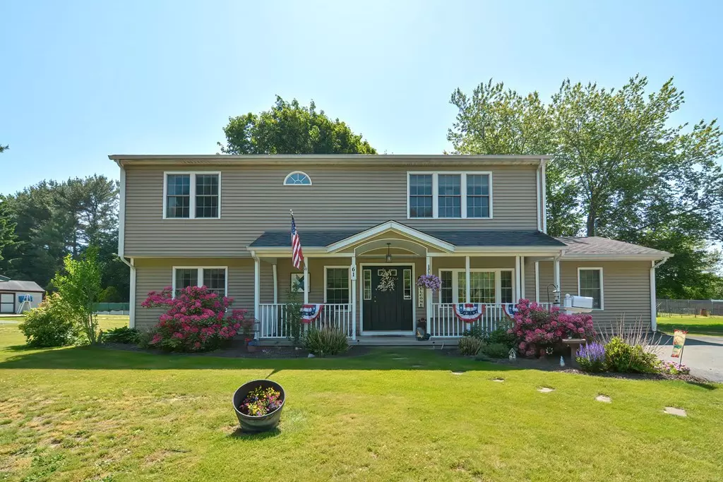 Swansea, MA 02777,61 Glenwood Dr