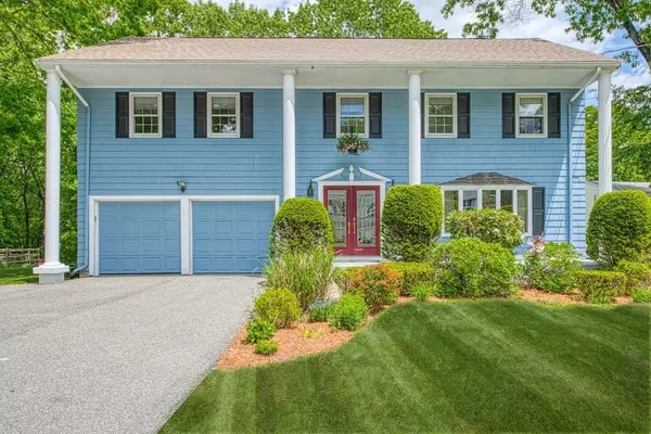 72 Oak Hill Drive, Sharon, MA 02067