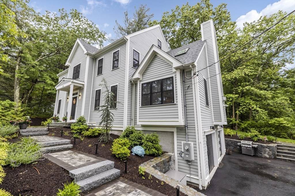 110 Wood Street, Lexington, MA 02421