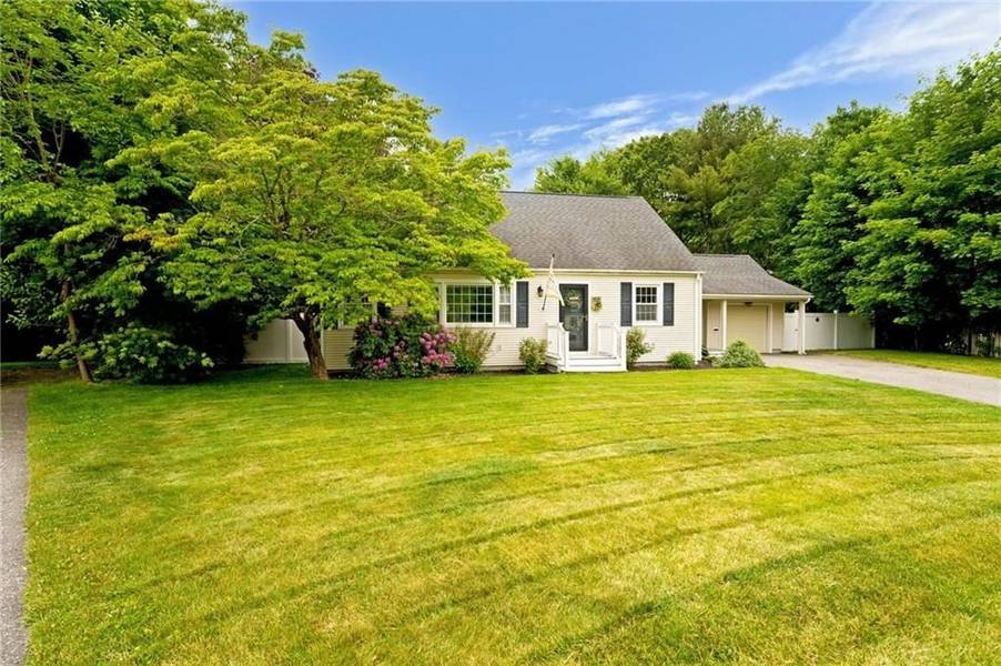 155 Kiwanee Road, Warwick, RI 02888