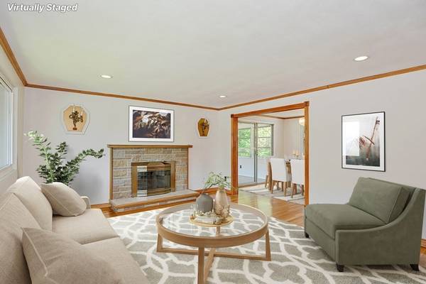 15 Inverness Rd, Norwood, MA 02062