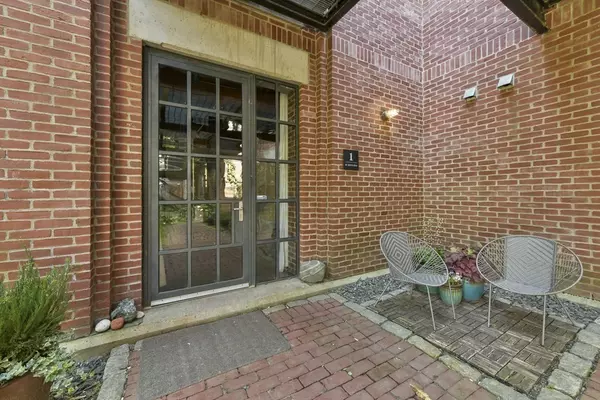 Somerville, MA 02144,30 Howard Street #1