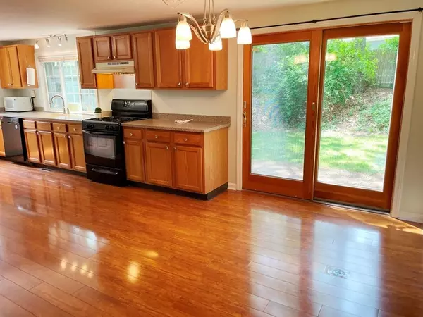 Pembroke, MA 02359,17 Grace Ann Rd