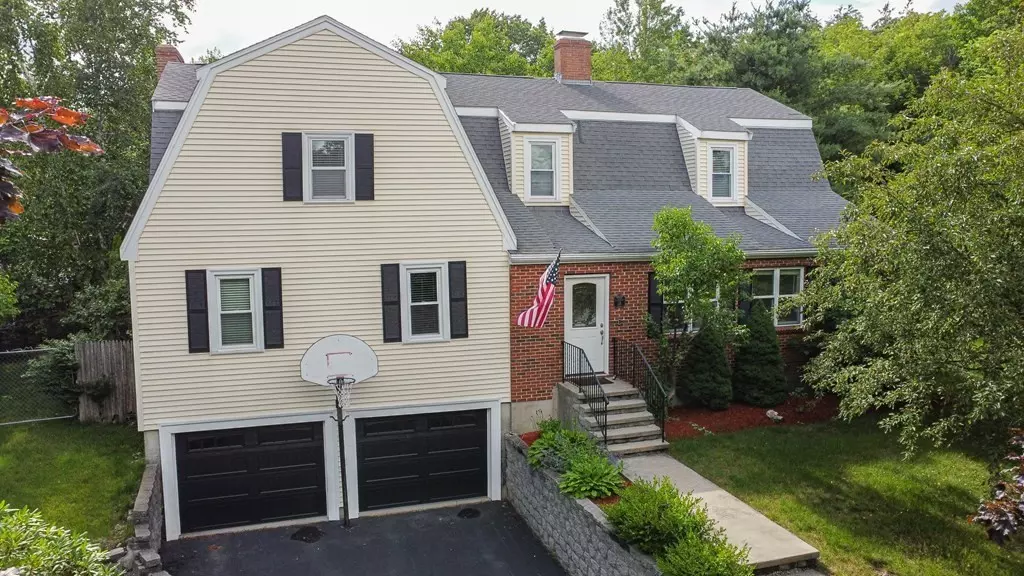 38 Crimson Ct, Leominster, MA 01453