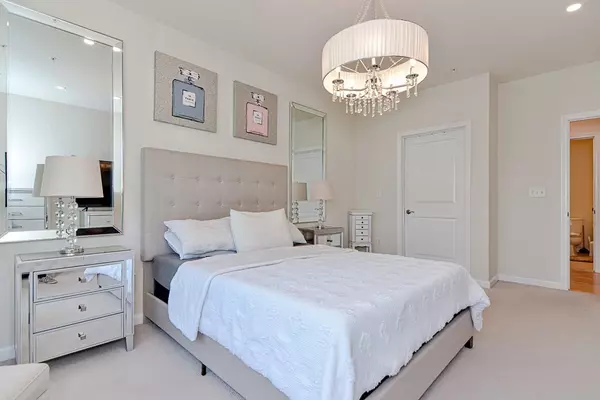 Reading, MA 01867,57 Augustus Ct #3004