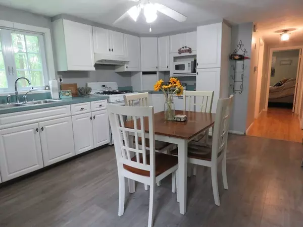 Berkley, MA 02779,91 Bryant St