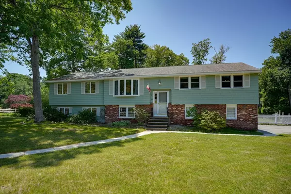 1 Angela Lane, Billerica, MA 01821