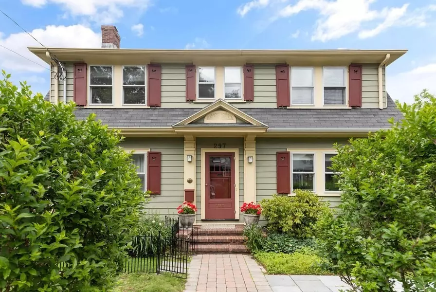 297 Gray St, Arlington, MA 02476