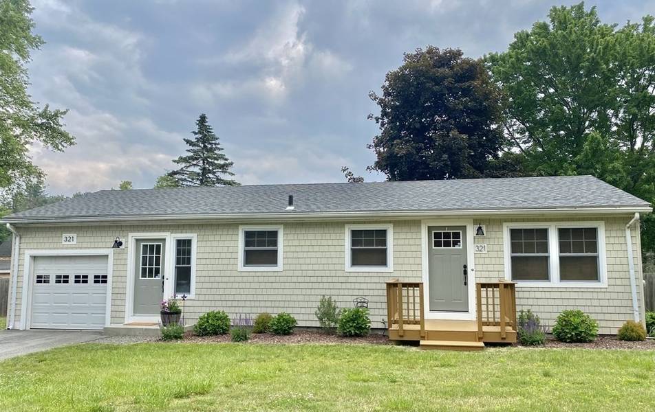 321 Porter Rd, East Longmeadow, MA 01028