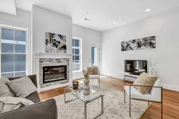 Newton, MA 02465,68 Chestnut Street #2